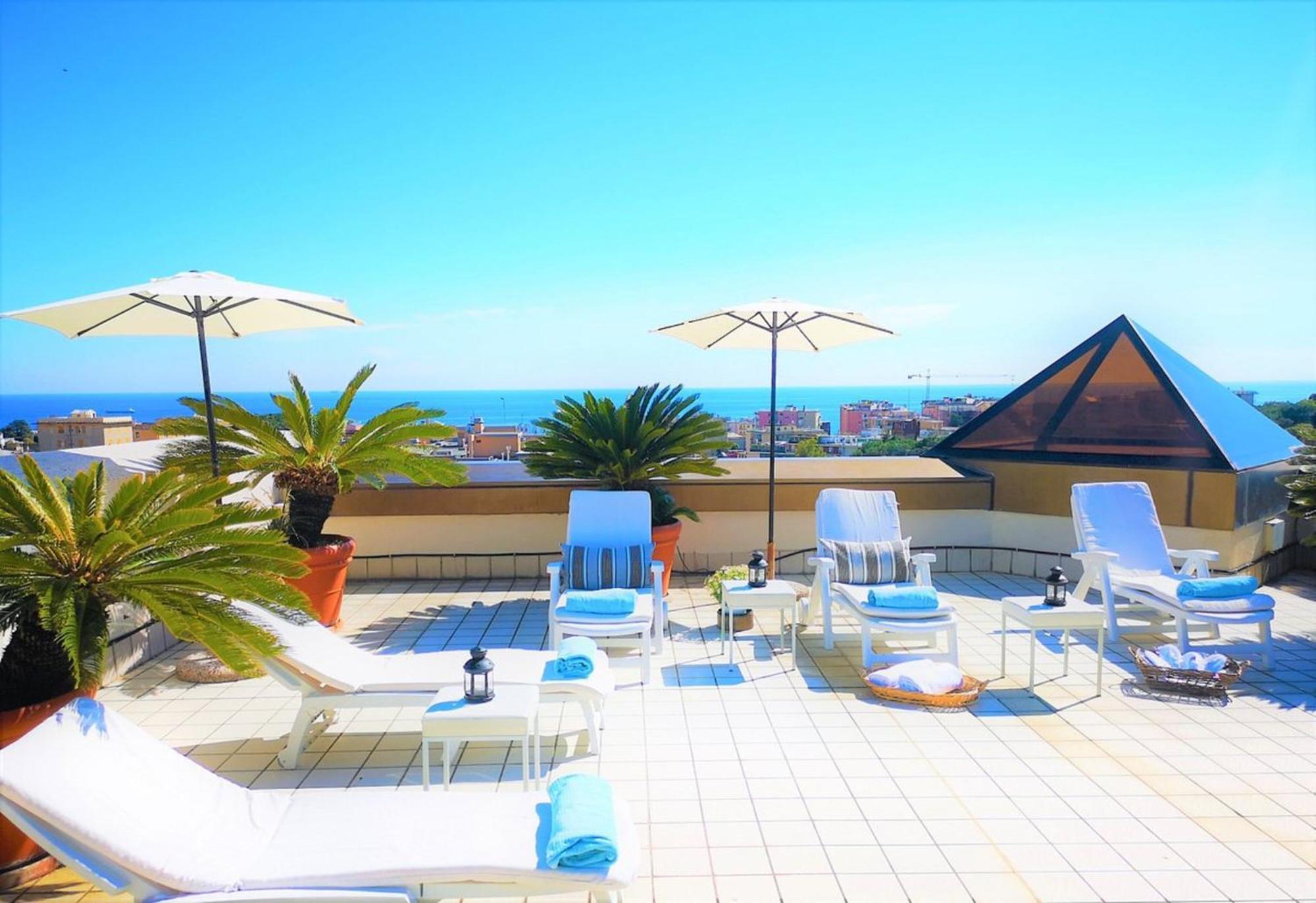Ac Hotel Genova By Marriott Bagian luar foto