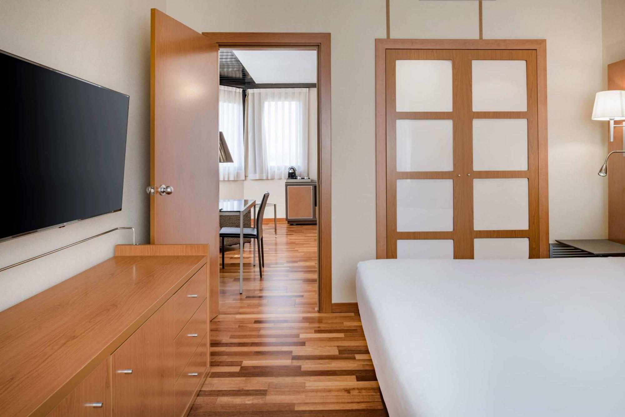 Ac Hotel Genova By Marriott Bagian luar foto