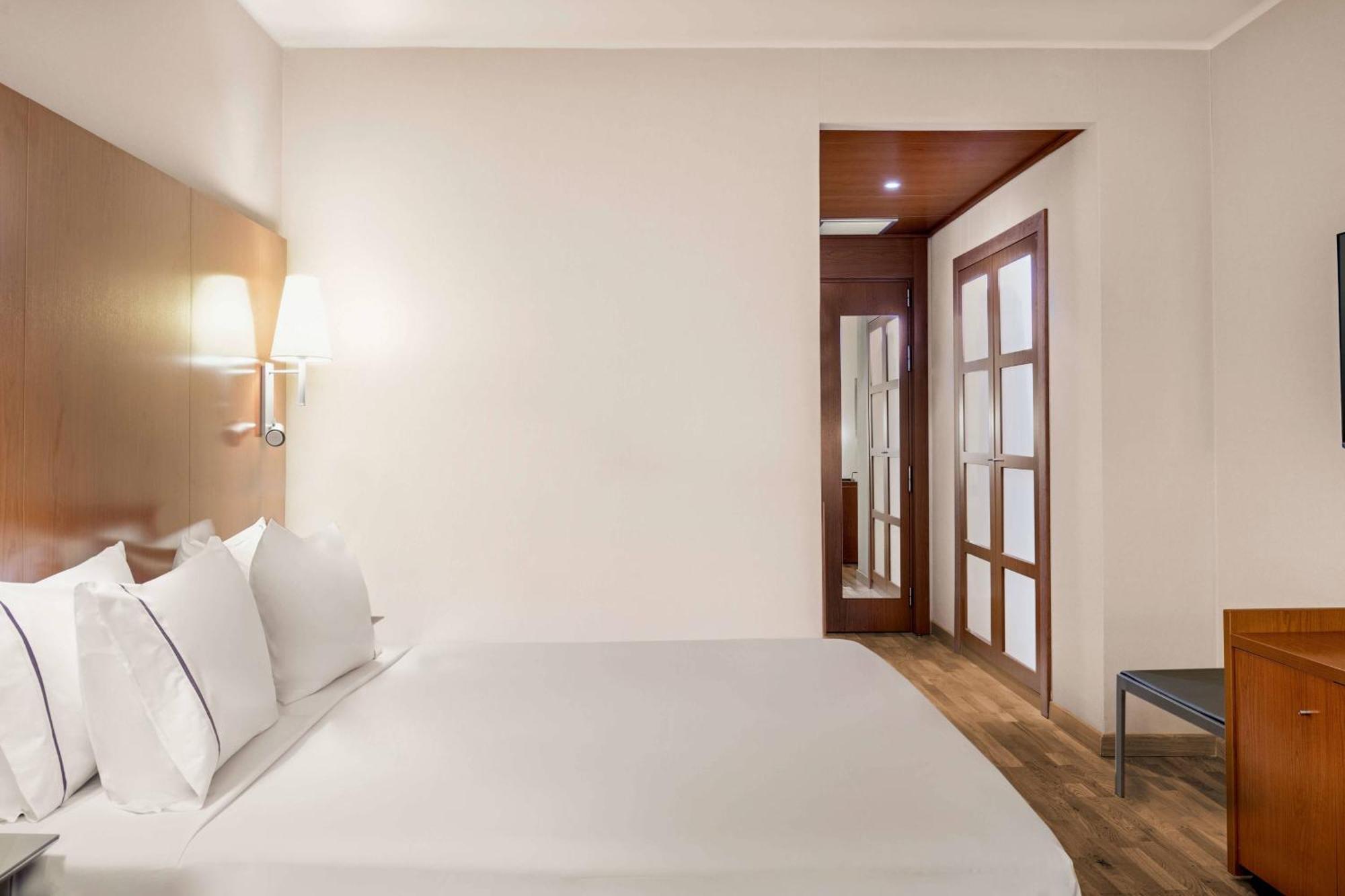 Ac Hotel Genova By Marriott Bagian luar foto