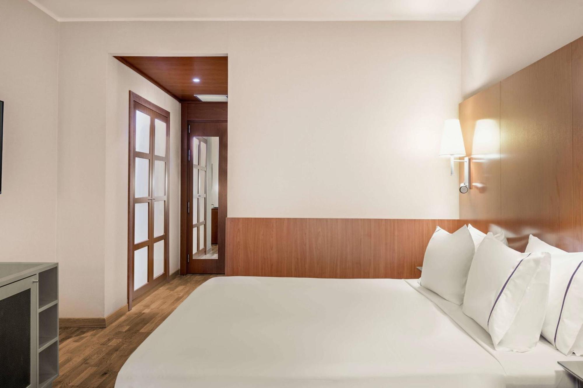 Ac Hotel Genova By Marriott Bagian luar foto