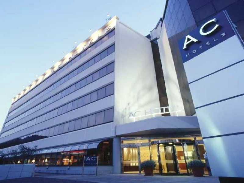 Ac Hotel Genova By Marriott Bagian luar foto